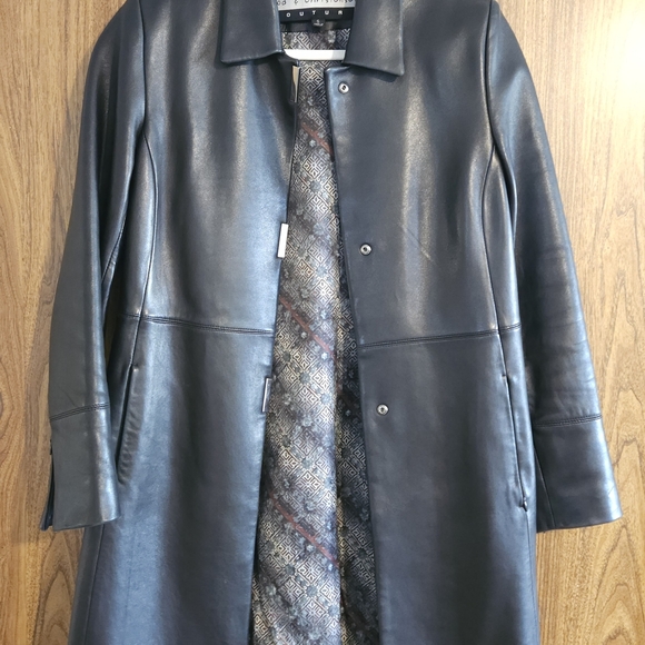 Bod & Christensen Elegant Women's Black Leather Coat Size S-M PtP 18" - Picture 2 of 9